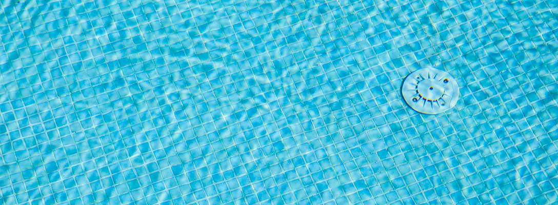 Wasser für Freizeitaktivitäten / Schwimmbecken / Spas